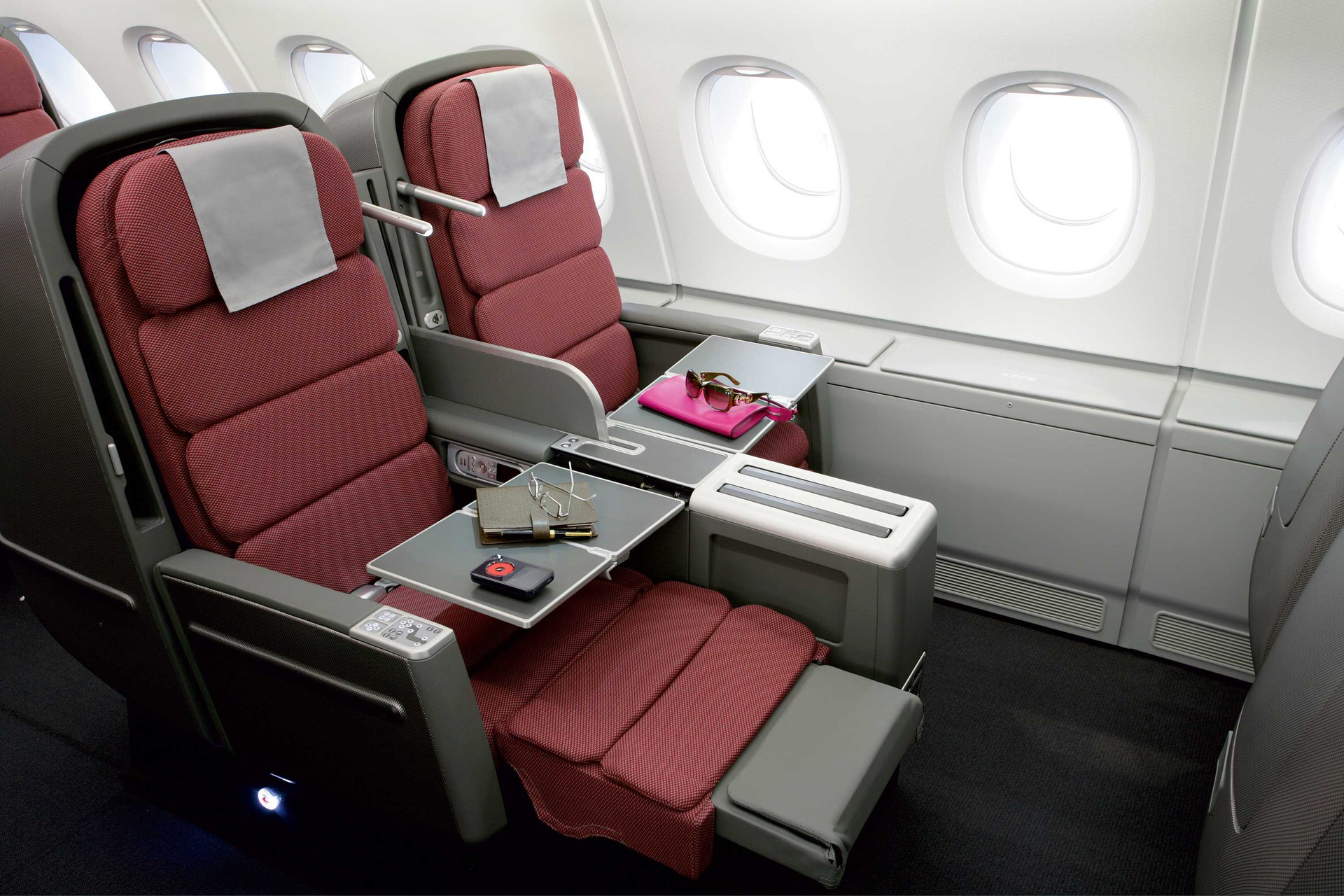 Qantas A380 Marc Newson Ltd