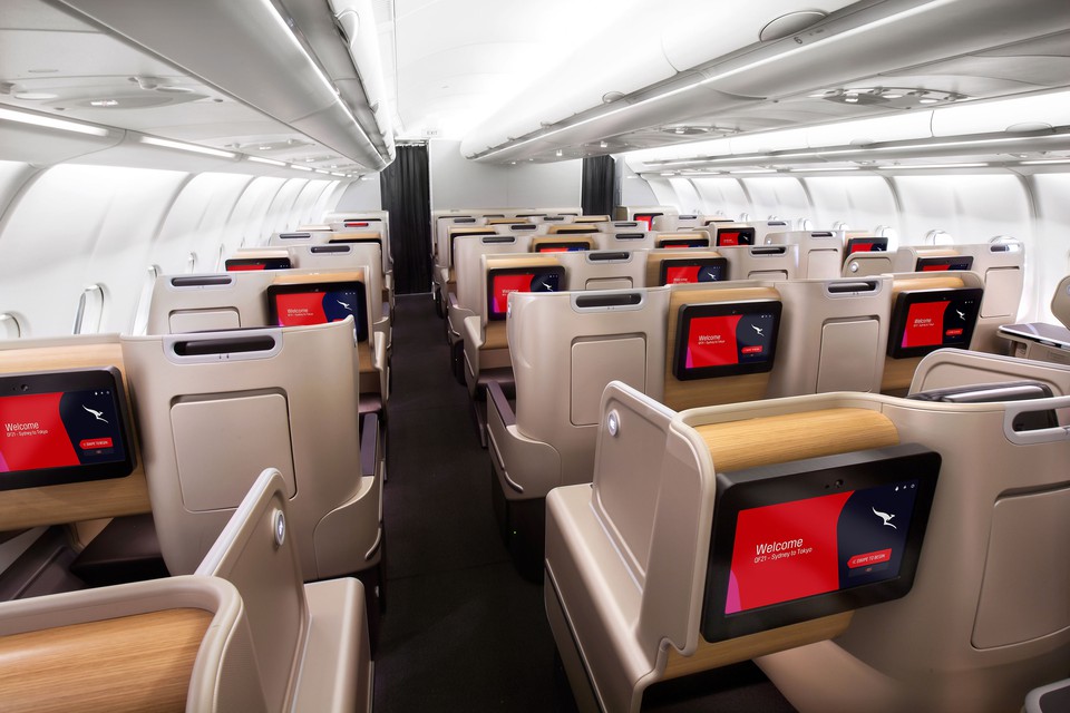 Qantas A330 | Marc Newson Ltd